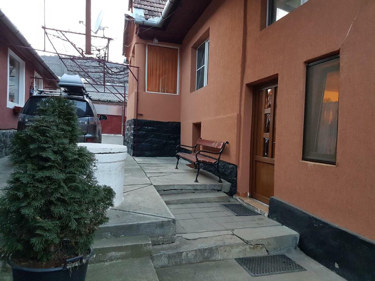 Casa De Oaspeti Morii 22 Malancrav 外观 照片